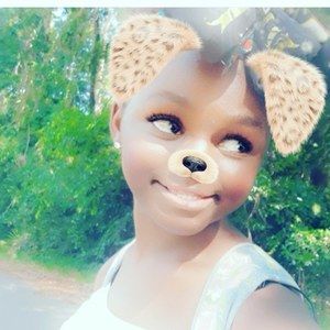 Meet your Posher, Briana